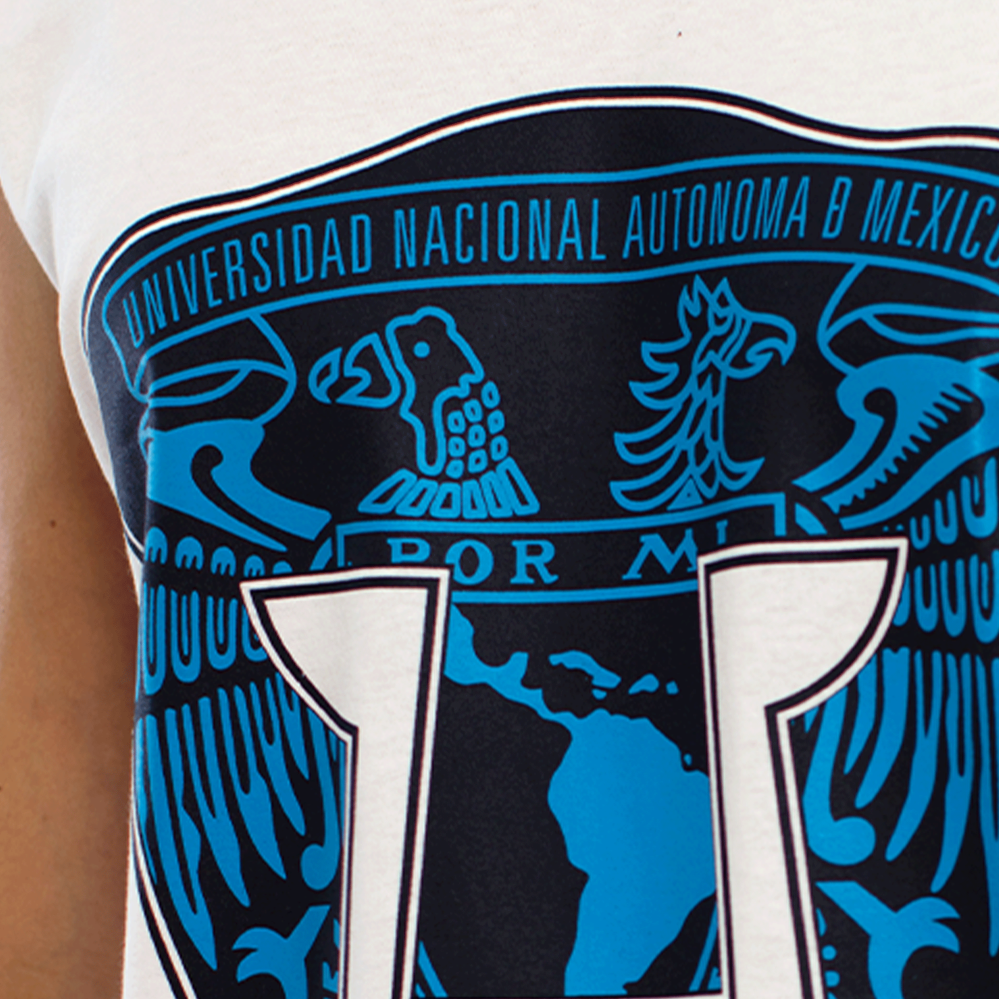 Playera PUMAS BASIC blanca sin mangas